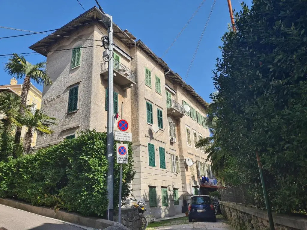 Luxury Peitho Residence
