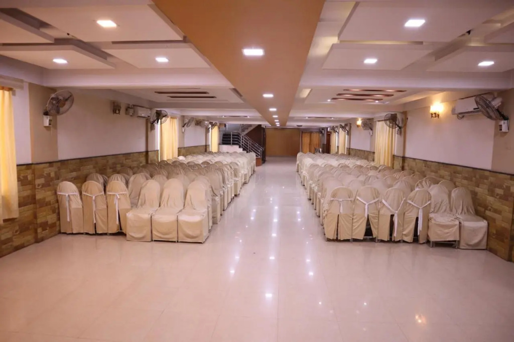 Smilestay BNS Lodge