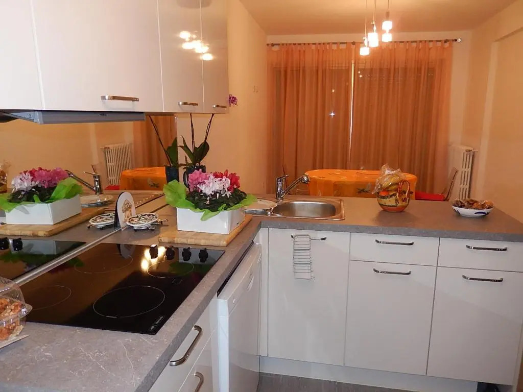 MODERNE 3 PIECES 30 m CROISETTE