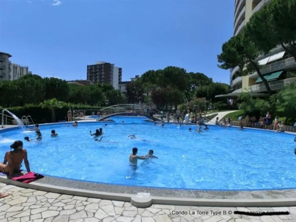 Villa with pool in Lignano