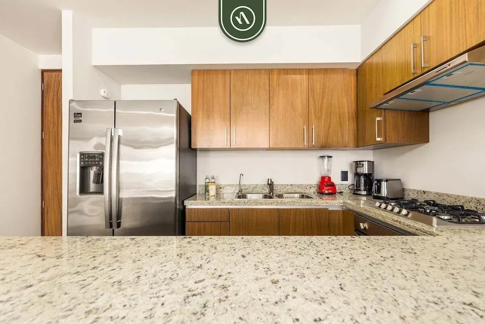 Amazing 2BR Condo in Romantic Zone - Rooftop Pool