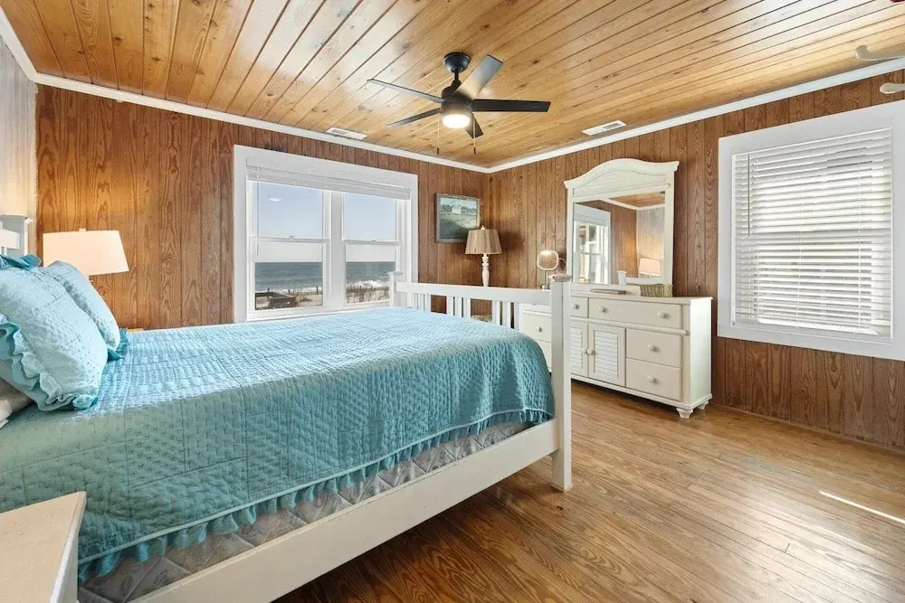 Laughin Place 7 Bedroom Home by Peace Vacations