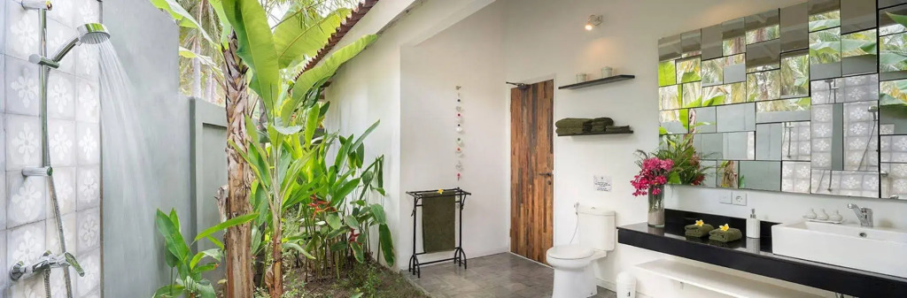 Gili Khumba Villas