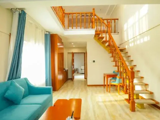 Changbai Mountain Wanda Yue Loft Hot Spring Hotel (Tourism Service Center of West Changbai Mountain)