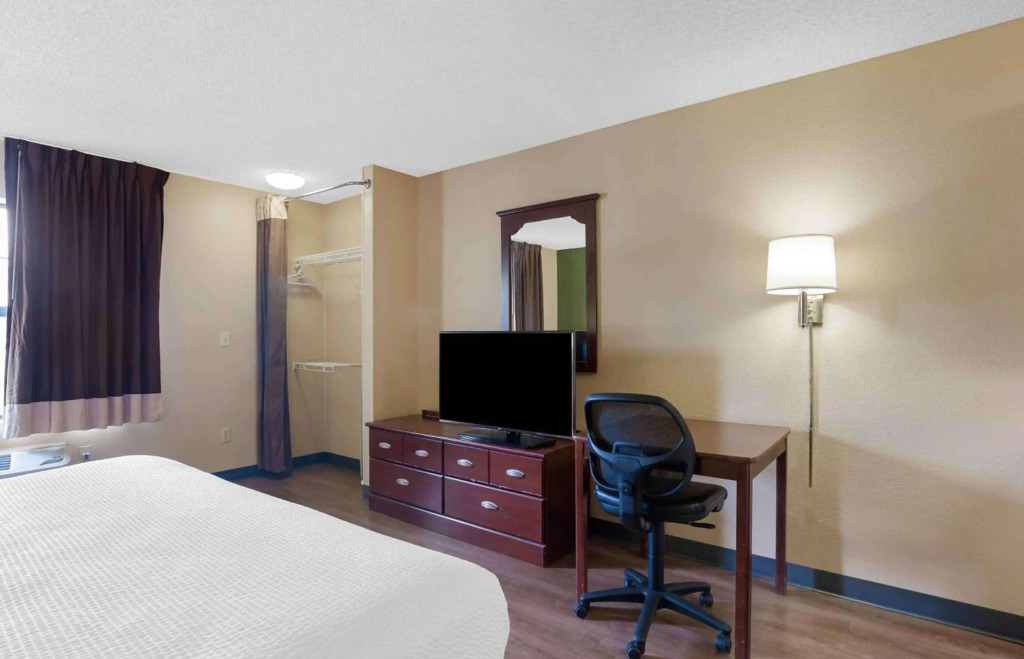 Extended Stay America Select Suites - Milwaukee - Waukesha
