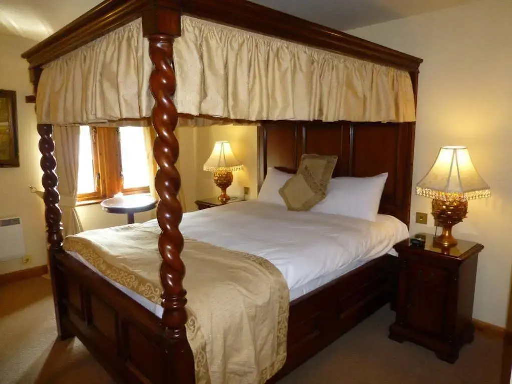 Camden Arms Hotel