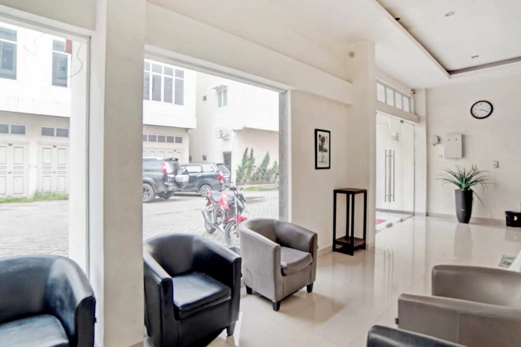 RedDoorz at STM Suite Medan Amplas