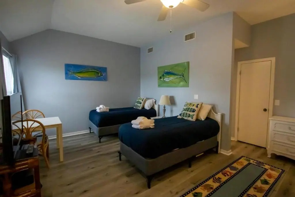 Cozy Marsh Villa w/ Amazing Views - Steps to Dining, Pools, & Beach