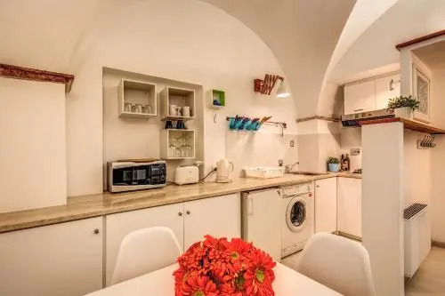 Coronari stylish apartment