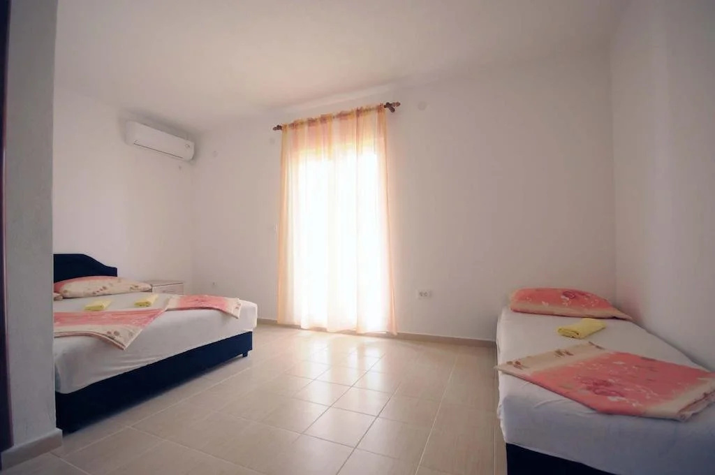 Apartments Nedovic-Jaz