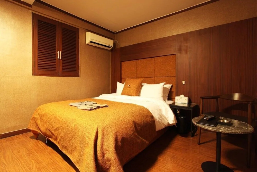 Hotel Ramses