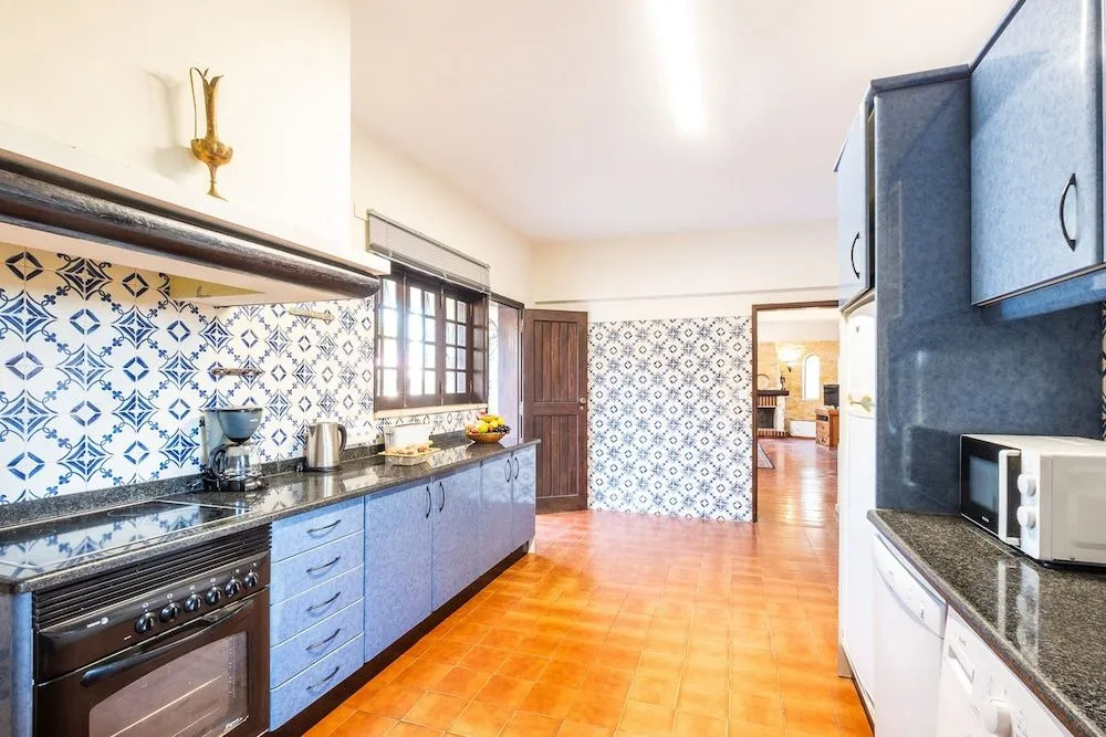 Villa Royal Sandals - com BBQ e piscina aquecível em Albufeira