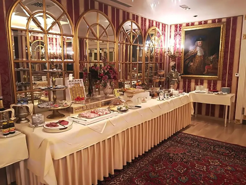 Hotel Palais Porcia