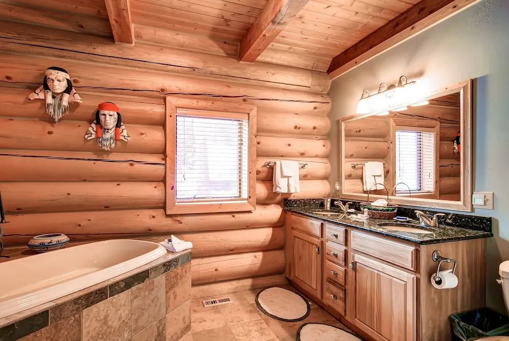 Elk Trail House Peak 7 by Pinnacle Lodging