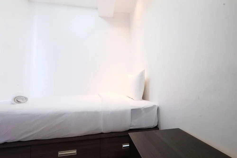 Spacious Apartment at Green Bay Pluit