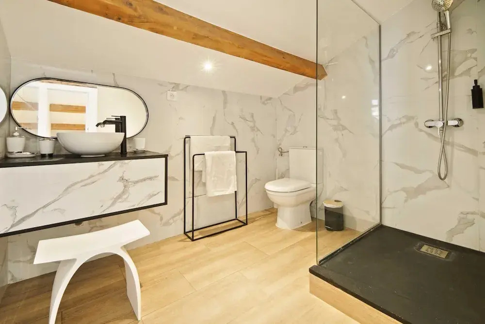 Bright Apartment - AC- 2P - Center of St Tropez