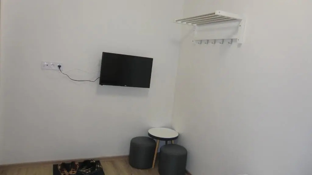 HU