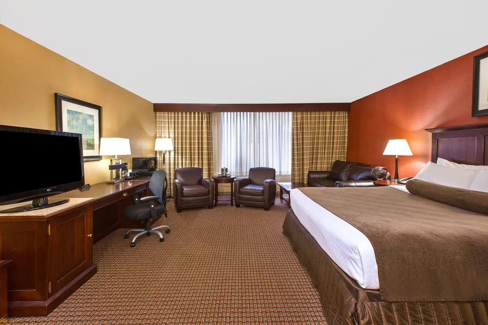 Crowne Plaza Cleveland South - Independence