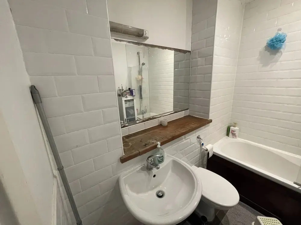 Lovely 2-bed Apartment -sleeps 5 & Parking