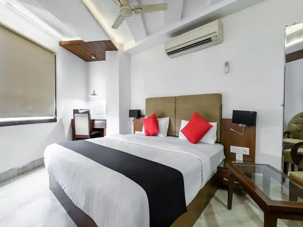 Hotel Prime Presidency by OYO Rooms