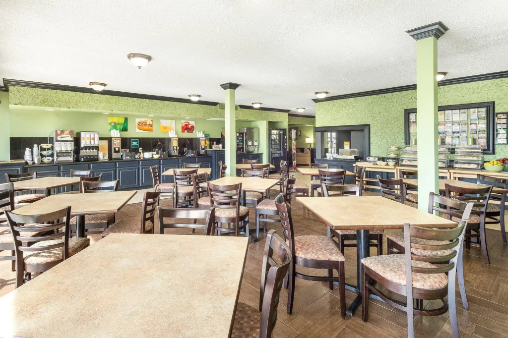 Quality Inn & Suites Corpus Christi Beachside