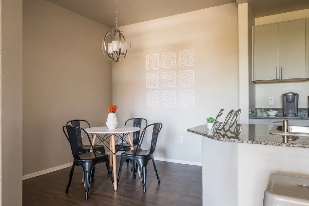 FRONTDESK North Scottsdale Paradise Valley Apts
