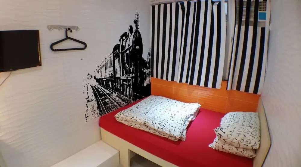 Micro Hotel