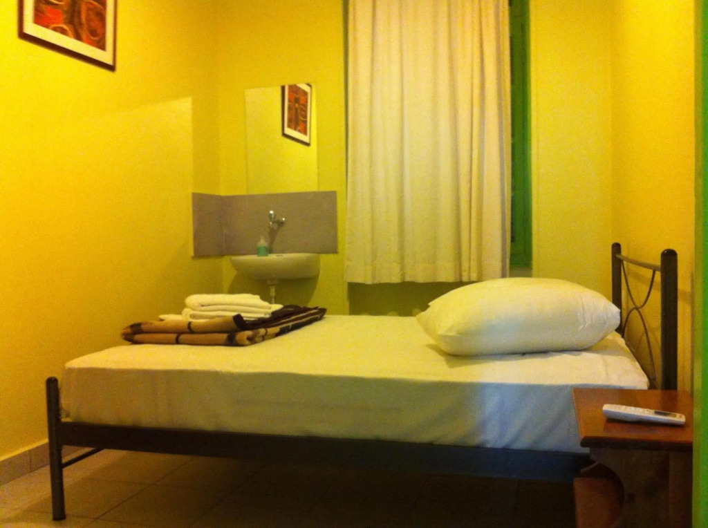 Zeus Hostel
