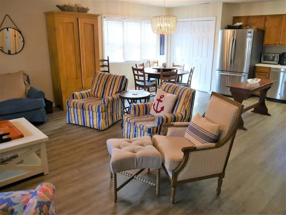 Katinka II - 3 Br Home