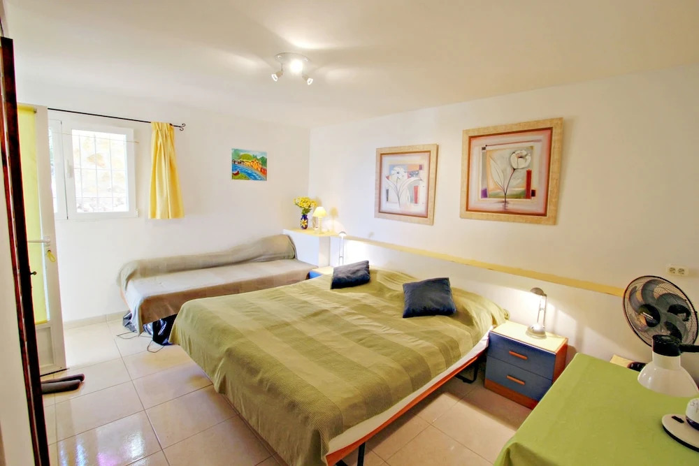 Los Llanos - sea view villa with private pool in Benissa