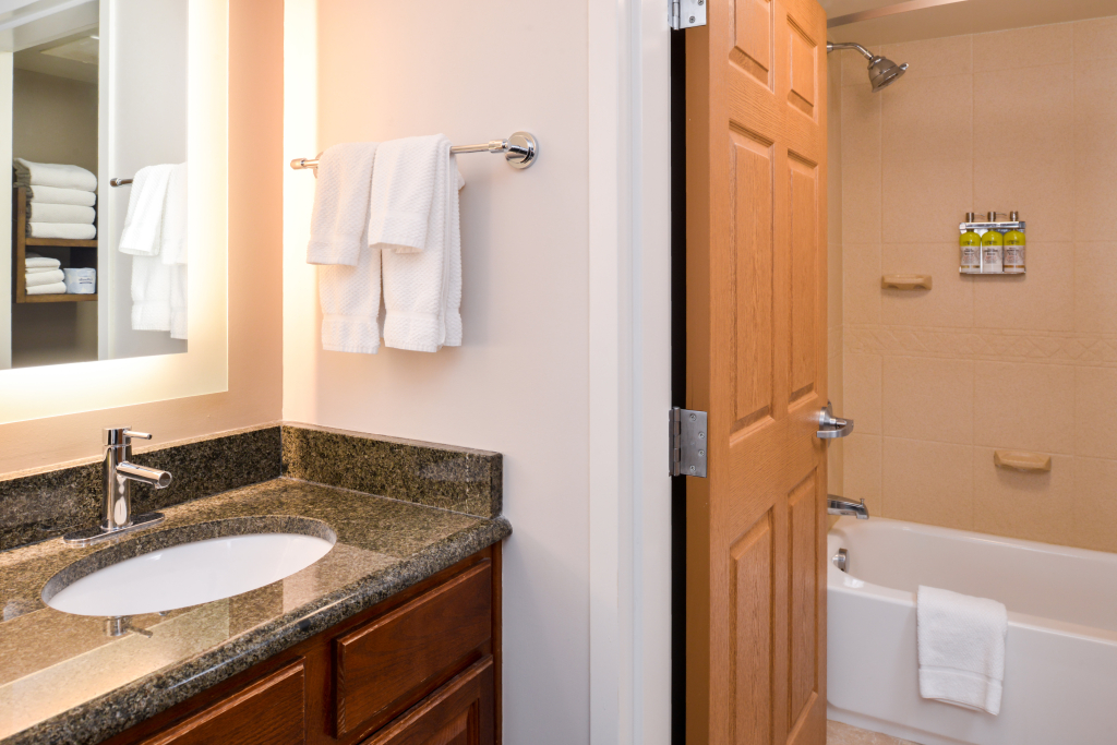 Staybridge Suites Indianapolis Downtown-Convention Center by IHG