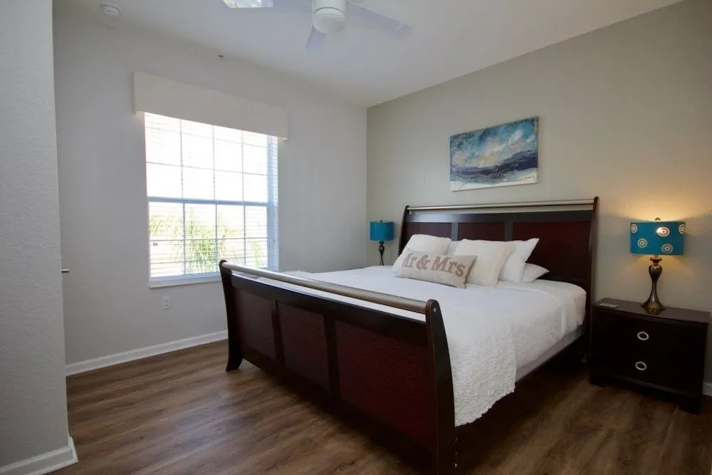 Lakeview Fantasy 3 Bedroom Condo