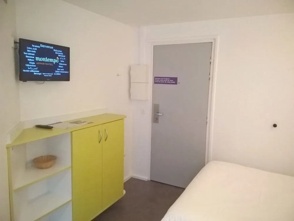 Montempô AppartHôtel Evry