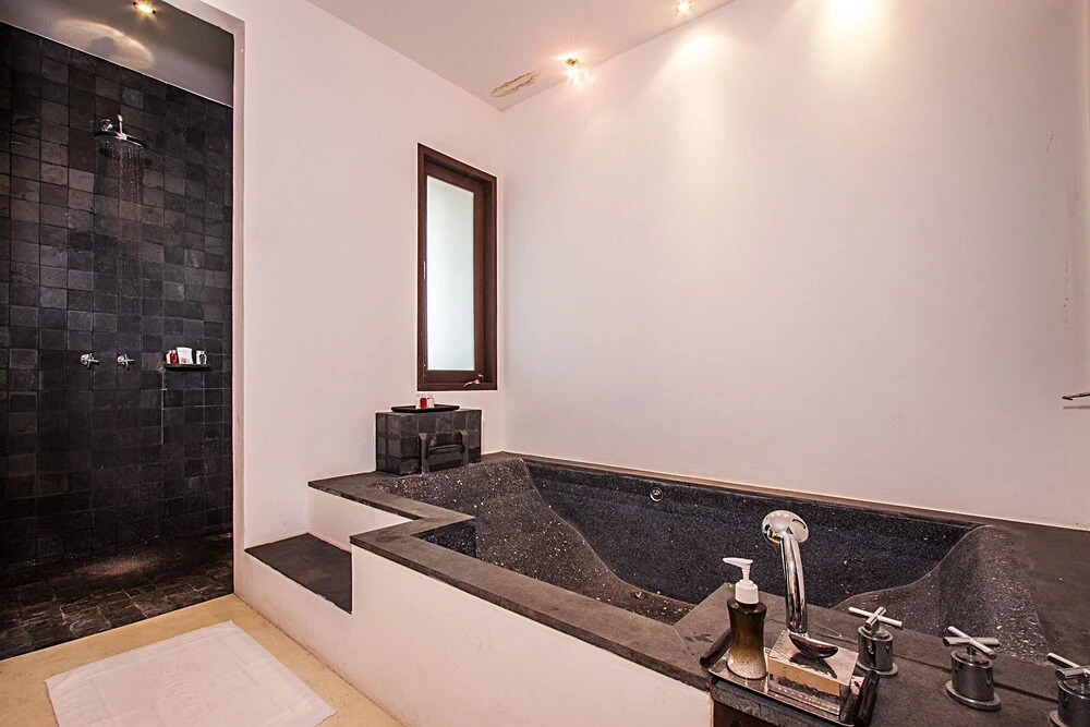 Nirano Villa 21 2 Beds
