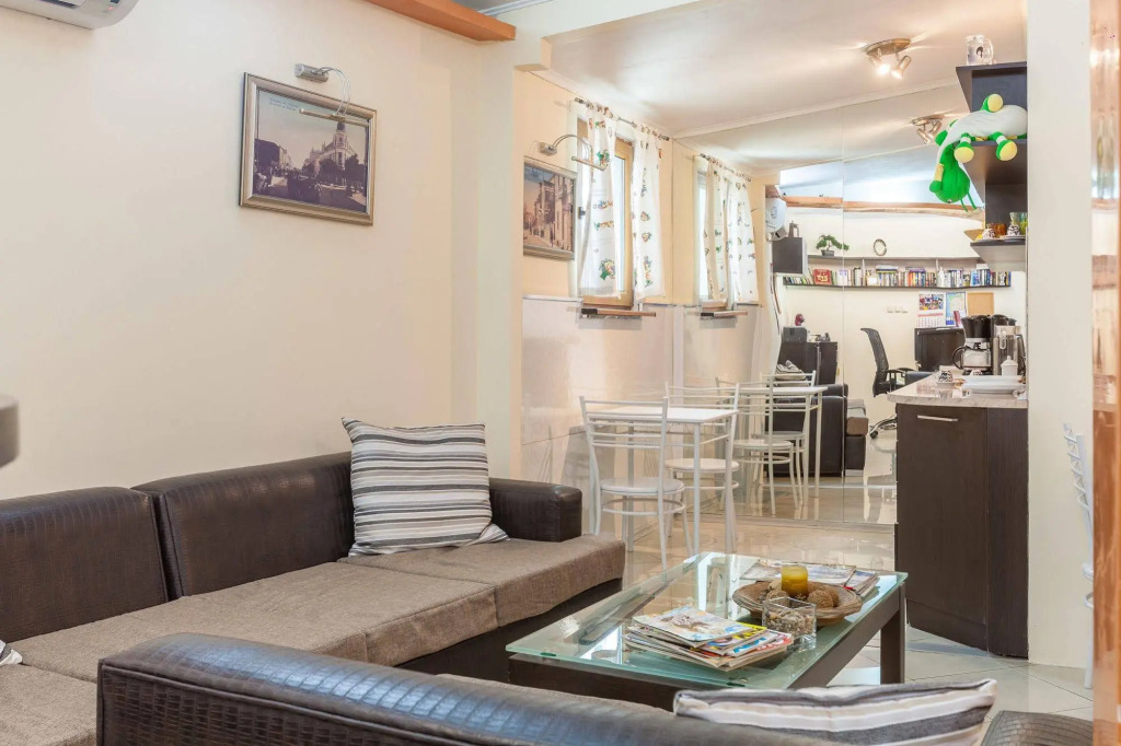 Apart & Rooms Fotinov