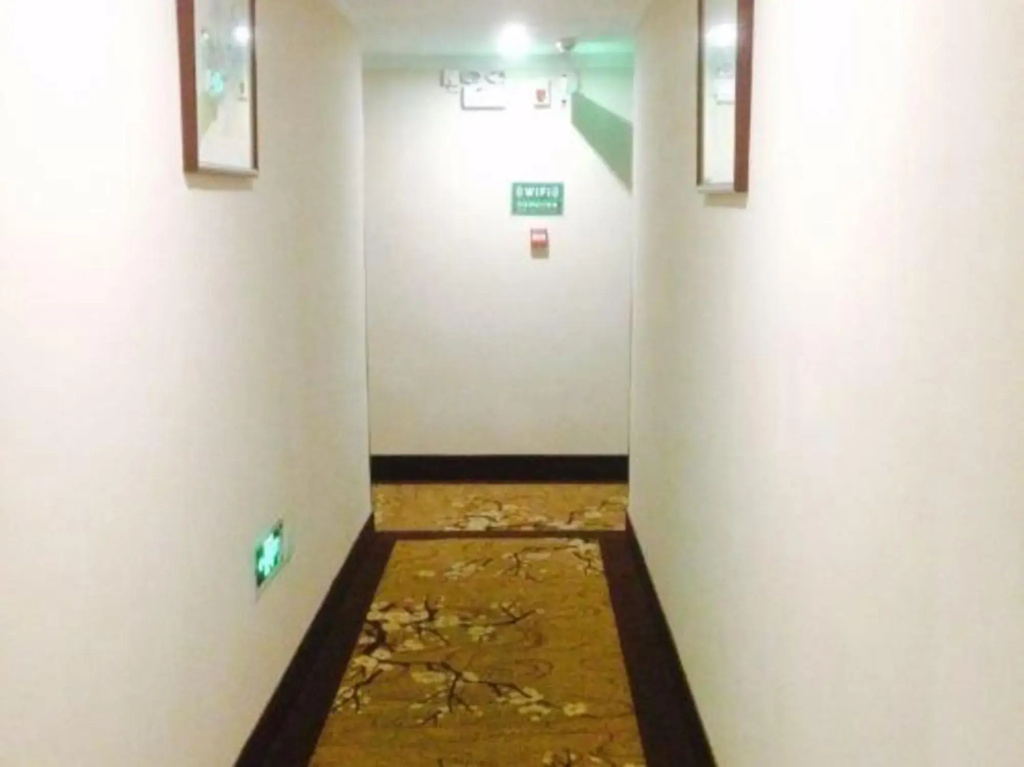 Lelonghe Hostel