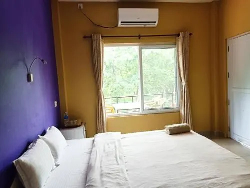 Hotel Rhinoceros-Homestay