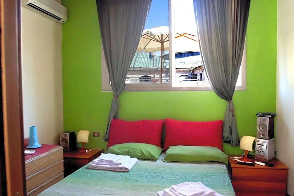 Bed & Breakfast Sweet Politeama