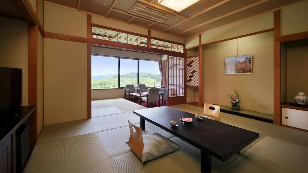Kagaribi No Yu Ryokusuitei