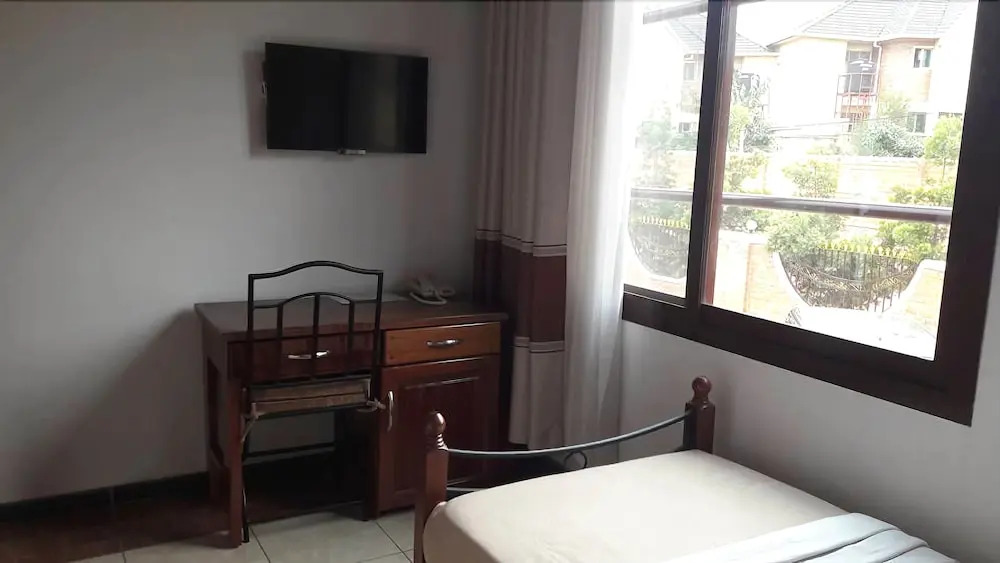 World House Gisozi Hotel