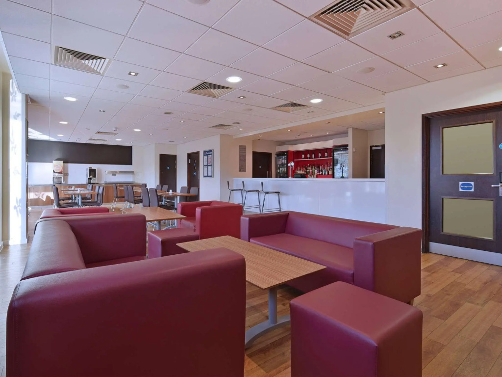 Travelodge High Wycombe Central