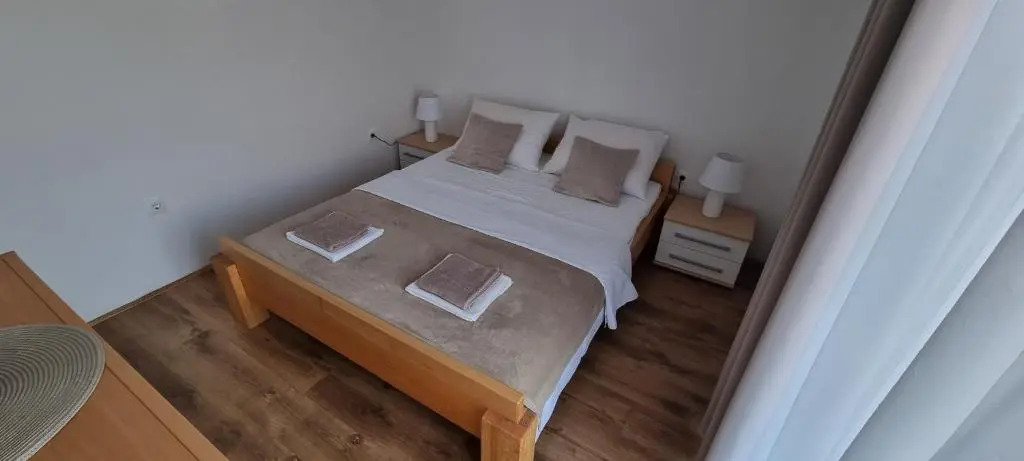 Apartments Ćosic