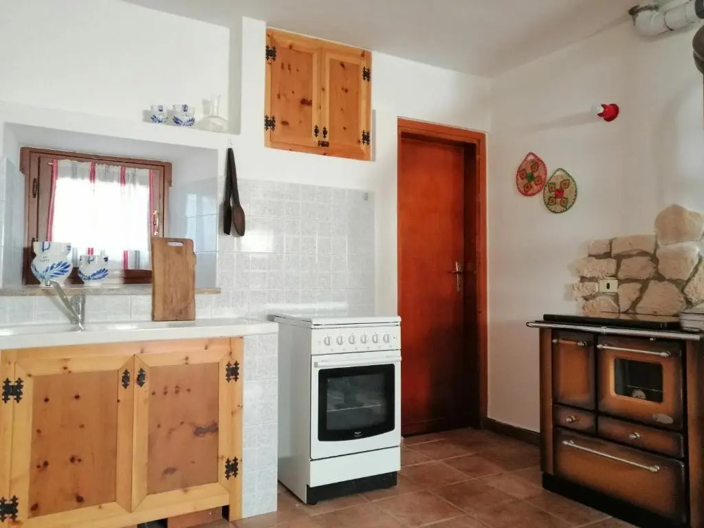 IseoLakeRental - Chalet di Elena