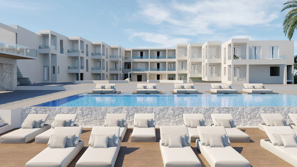 PARADISE ON THE KANTOUNI BEACH