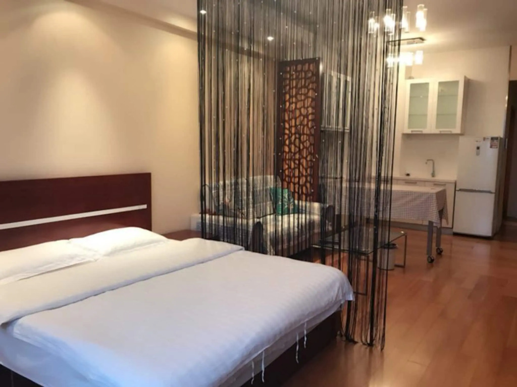 Apple Hotel