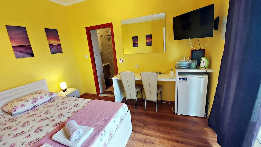 Apartments and Rooms Vila Irma