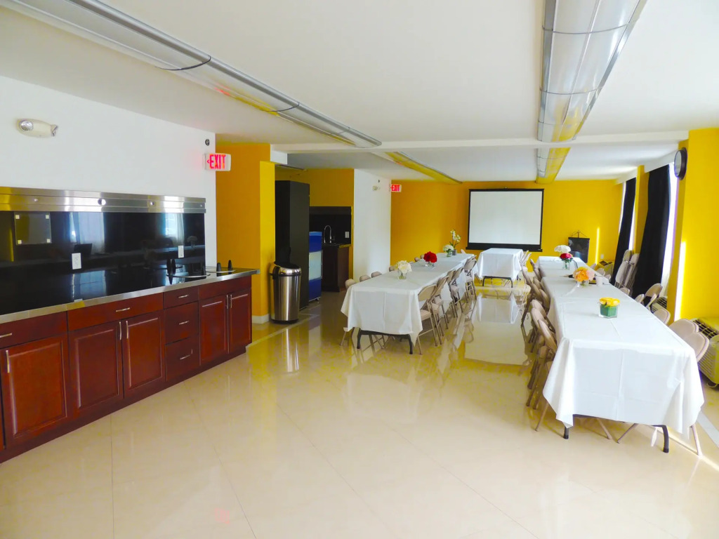 Отель Garner Hotel North Bergen - NYC Gateway by IHG