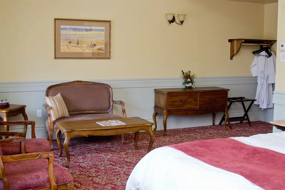 Windsor Hotel & Restaurant
