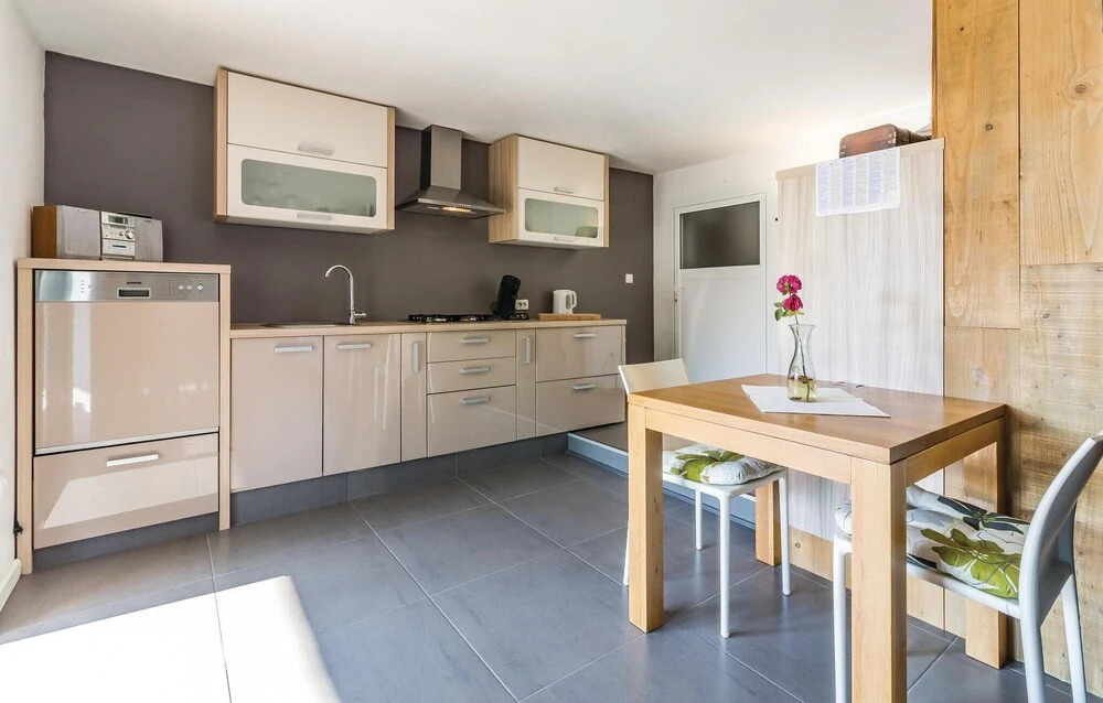 Beautiful Home in Marcana With Wifi and 3 Bedrooms
