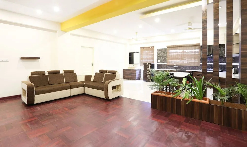 Treebo Cmks Habitat Center, Cochin